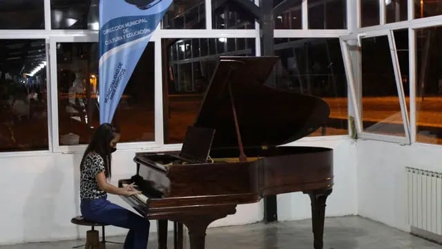CCE: Continúan las muestras  de fin de año del Conservatorio de música de Tres Arroyos.