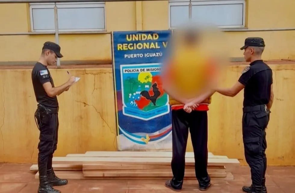 Comandante Andresito: detuvieron a un hombre acusado de robar en un aserradero.