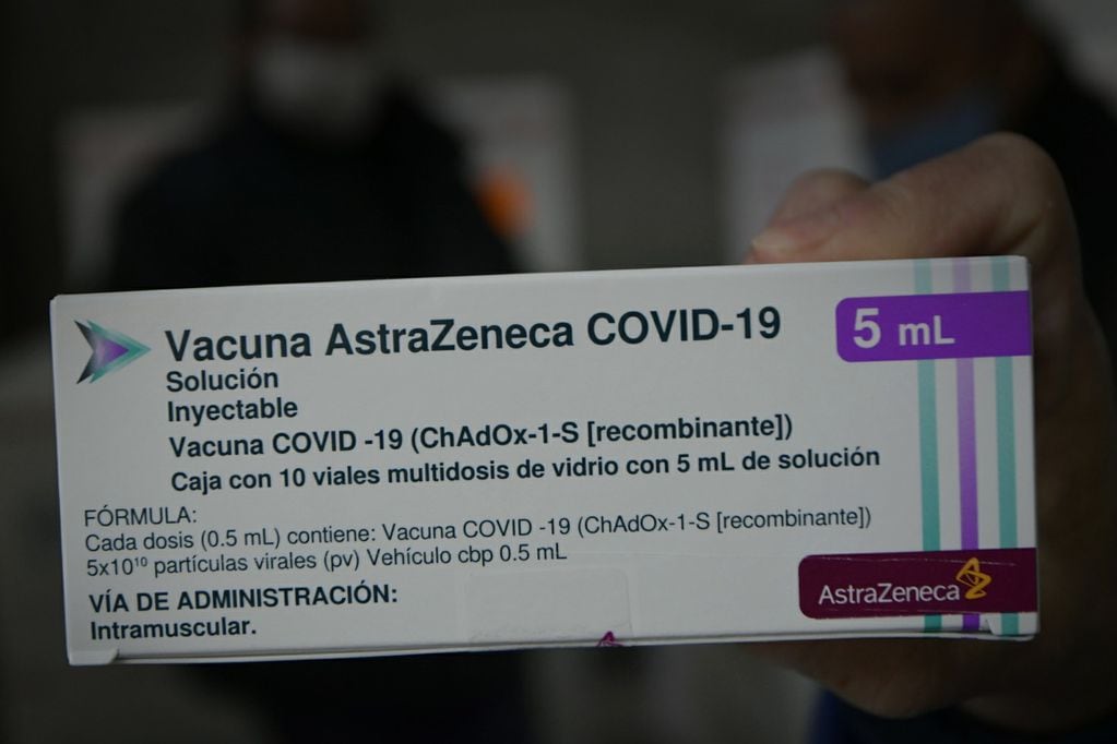 Vacunas AstraZeneca (Foto: Orlando Pelichotti / Los Andes)