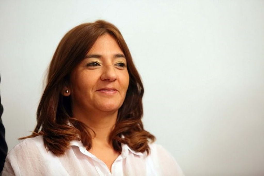 Secretaria de Niñez, Adolescencia y Familia rionegrina, Roxana Méndez (web).