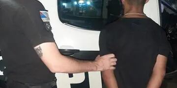 Efectivos policiales recuperaron un automóvil robado en Bernardo de Irigoyen