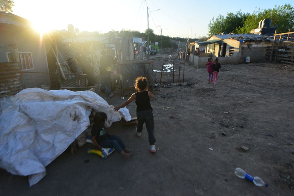 Según un informe de la UCA, el 57,4% de los argentinos viven en la pobreza. Foto: Javier Ferreyra