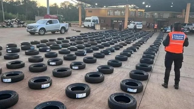 Frustran el envío de neumáticos sin aval aduanero en Eldorado