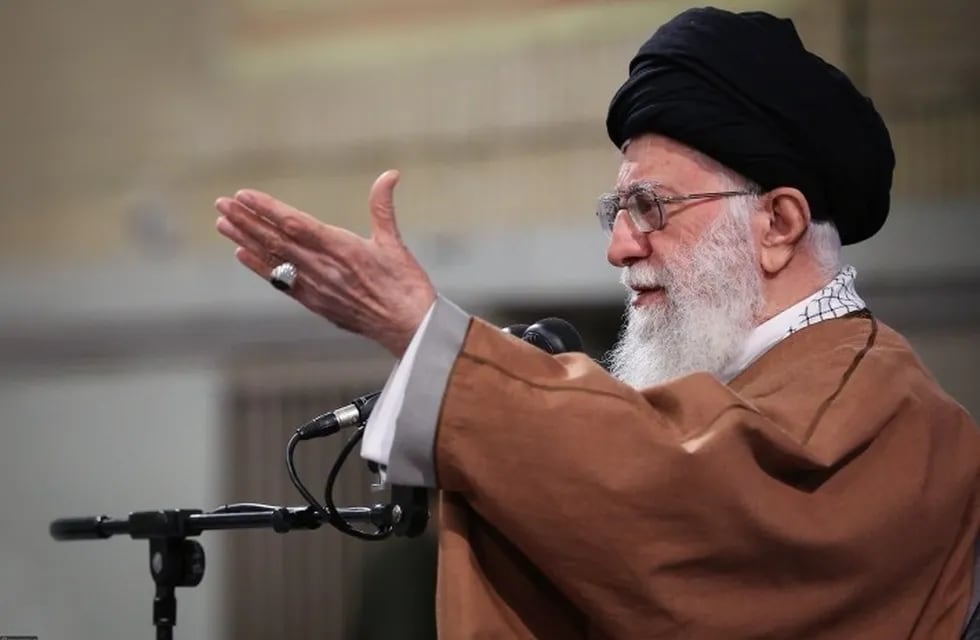 Líder supremo de Irán, ayatolá Alí Jamenei. Foto: DPA.