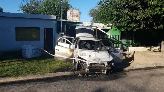 Auto quemado, en San Martín