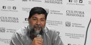El ministro de Cultura de Misiones Joselo Schuap se encuentra en terapia intensiva con Coronavirus