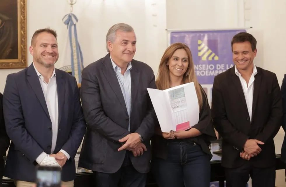 El CME de Jujuy entregó créditos a emprendedores