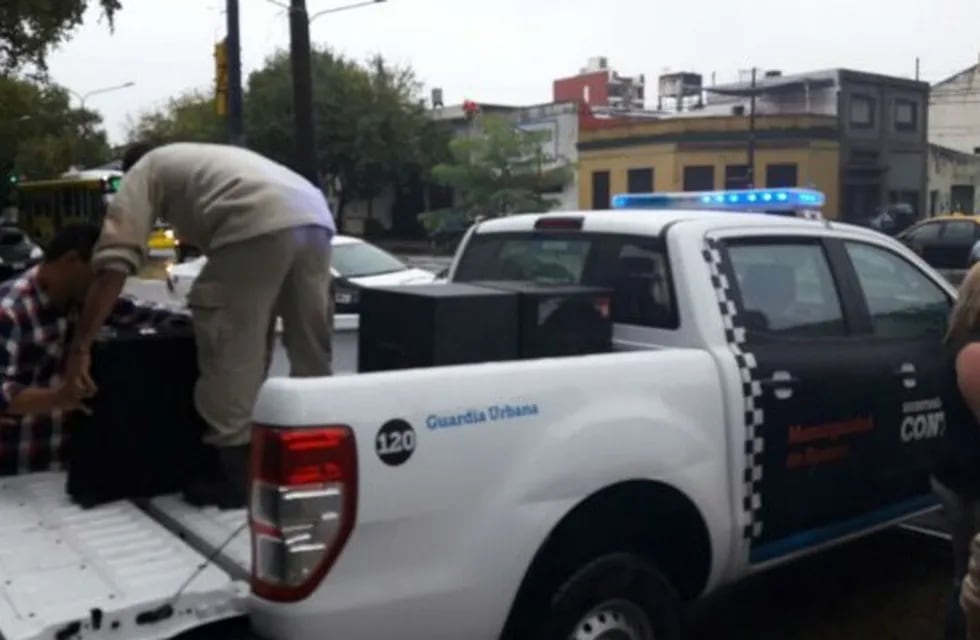 Desalojaron el after Junior luego de detectar que estaba funcionando sin habilitación en la esquina de Avellaneda y Marcos Paz.