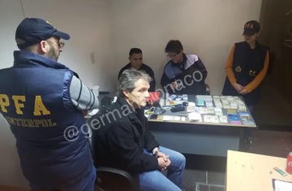 El empresario argentino-mexicano fue detenido en el aeropuerto Jorge Newbery.