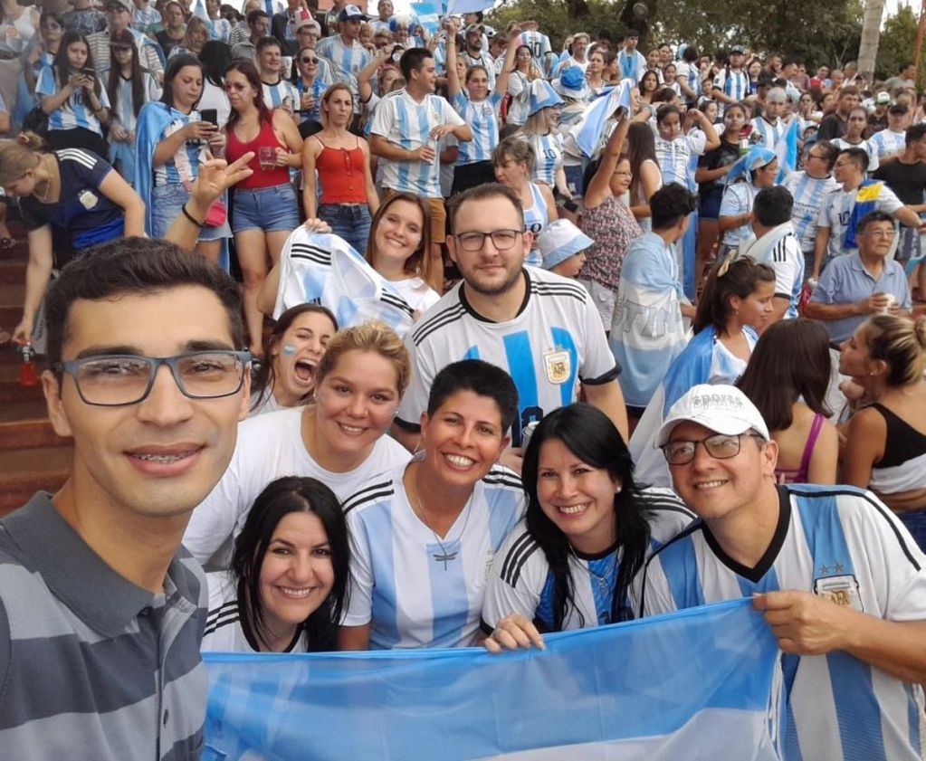 Puerto Iguazú festejó la victoria de la Selección.