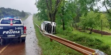 Hipólito Yrigoyen: automóvil despistó por un espejo de agua