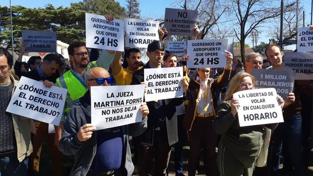 Protesta frente al juzgado 2 de San Martín. (Twitter)