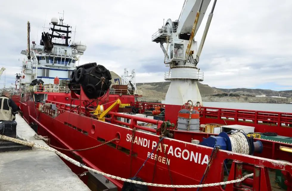 El buque Skandi Patagonia.