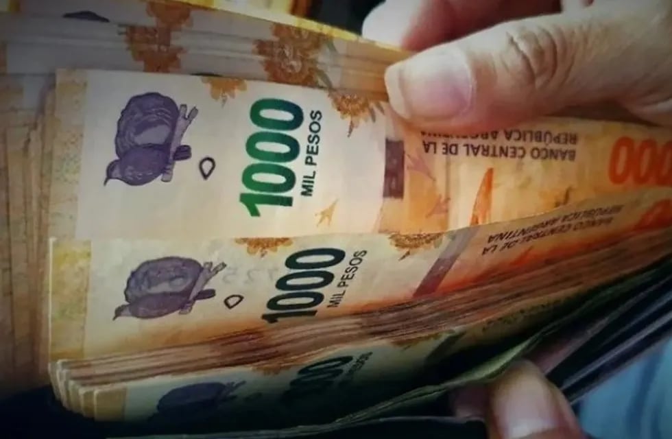Una pareja de Paraguay contó cuánto pudieron comprar con 100 mil guaraníes. Foto: Imagen ilustrativa/Web.