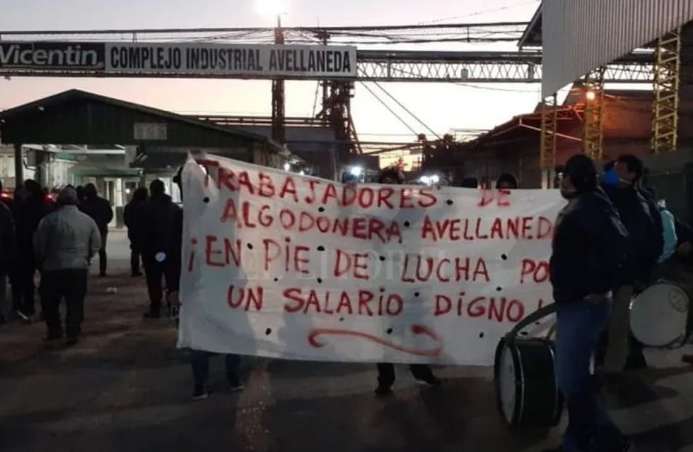 Los trabajadores reclaman una recomposición salarial y el cambio de convenio colectivo. (@prtargentina)