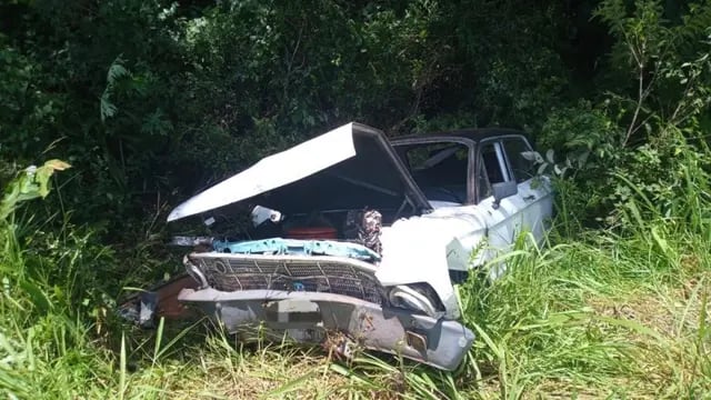 Alba Posse: un herido tras el despiste de un auto sobre la Ruta Provincial 2