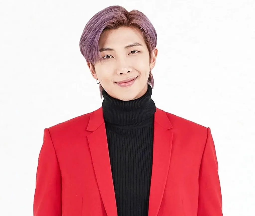 RM de BTS fue elegido como el hombre "más lindo del mundo".