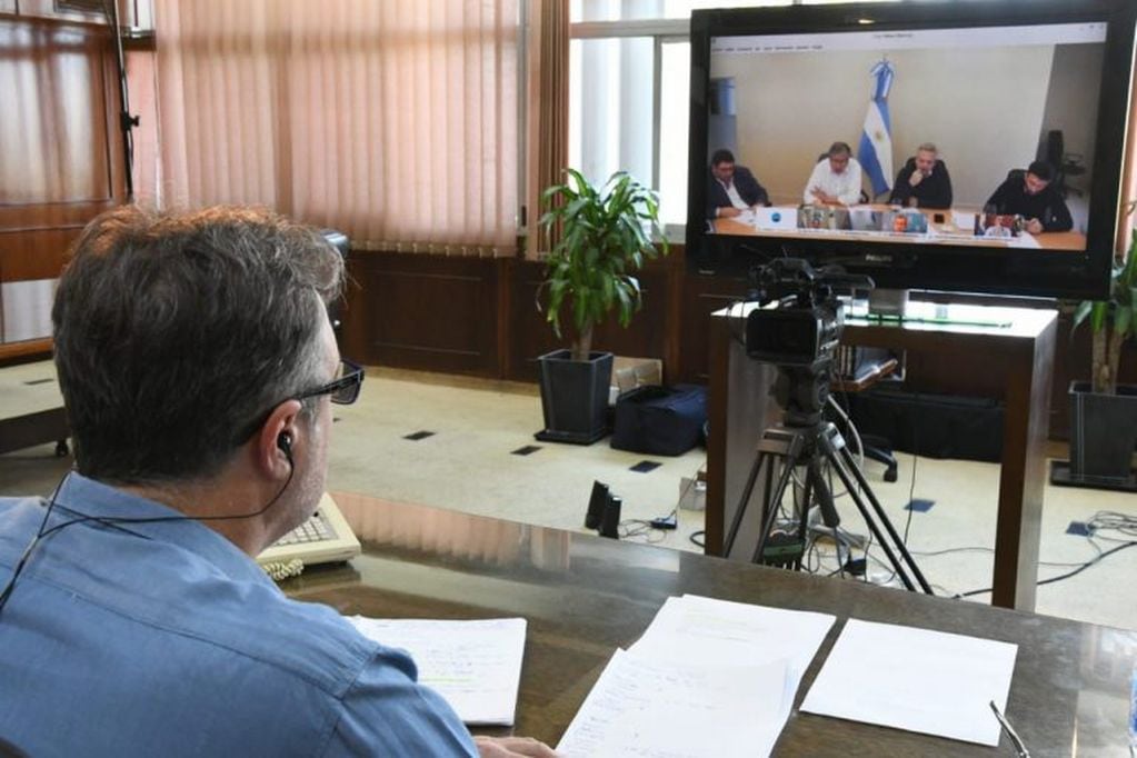 El intendente Luis Castellano participó de una teleconferencia con el presidente Alberto Fernández