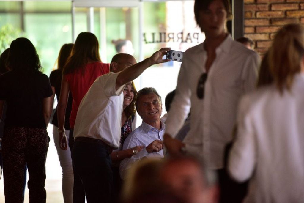 Macri almorzó en Córdoba este miércoles 27 de noviembre en la parrilla del Dino.