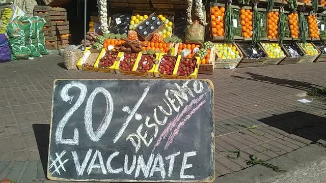 El Mercado Avellaneda realiza descuentos a personas vacunadas