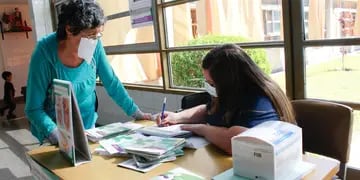 Campaña de prevención de cáncer colorrectal en el hospital Schestakow en San Rafael