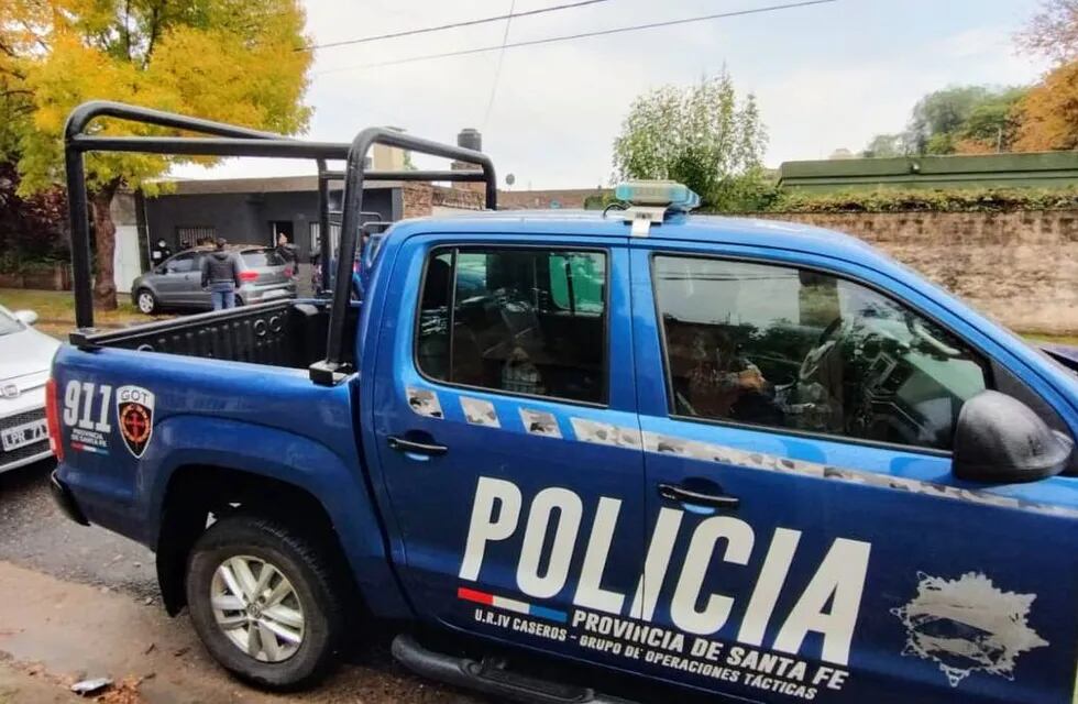 La policía encontró evidencia en una vivienda ubicada sobre Chubut al 7200.