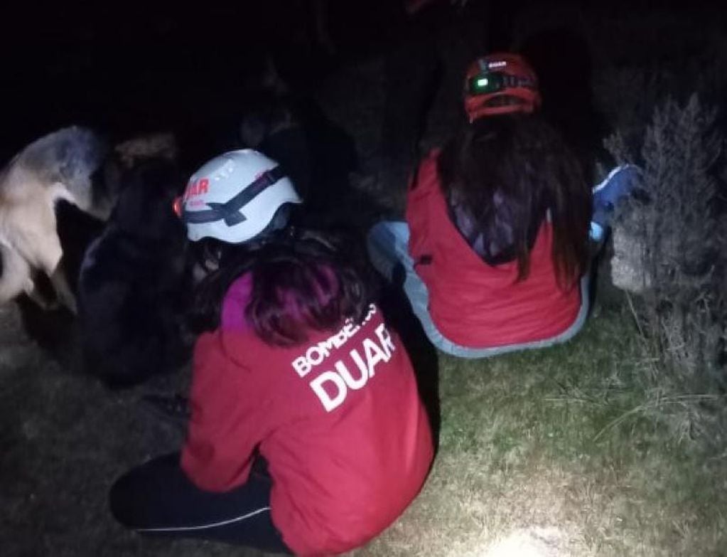 Rescataron a dos mujeres que se extraviaron mientras hacían trekking en Los Hornillos. Foto: El Doce.