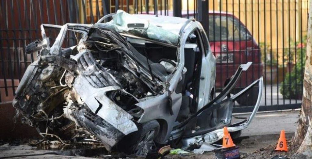 Así quedó el Volkswagen Suran luego del accidente en Guaymallén: dos muertos.