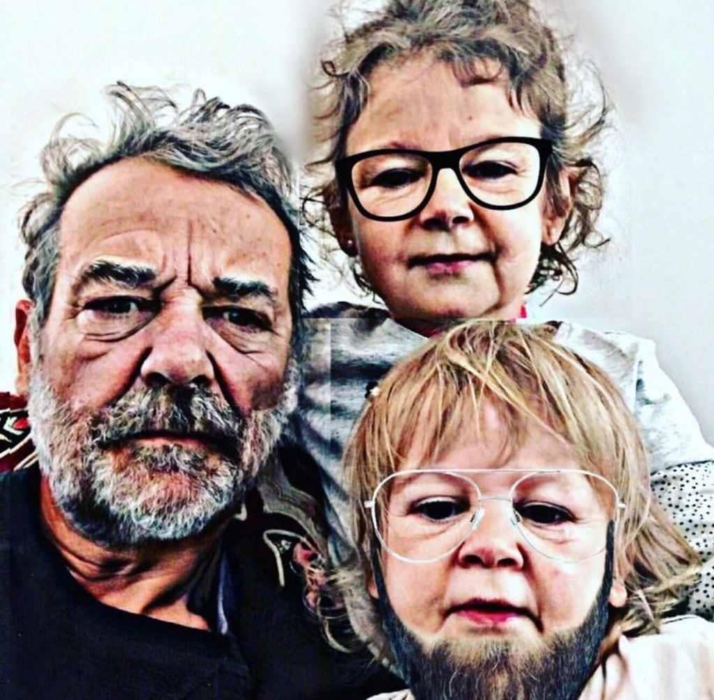 Pedro Alfonso y sus hijos (Foto: Instagram)