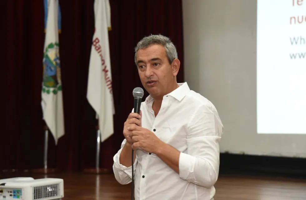 El intendente Pablo Javkin tendrá a su ex rival Miguel Tessandori en el gabinete