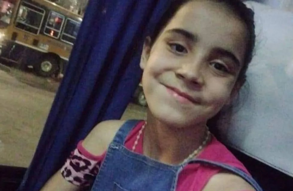 Luz María González (10) vive en San Martín y necesita comprar una campana de vacío.