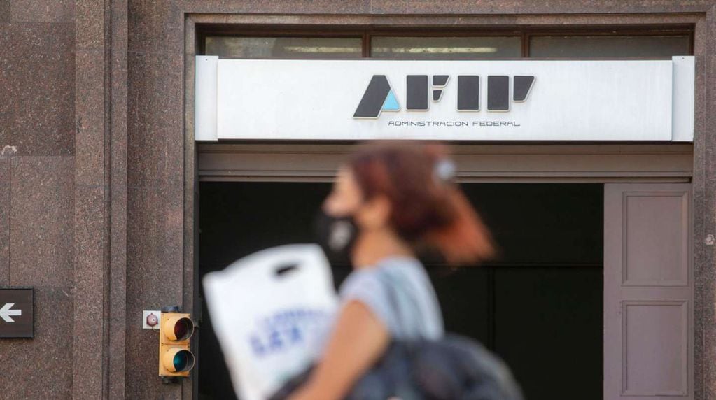 La AFIP anunció nuevos beneficios para compras con débito. 