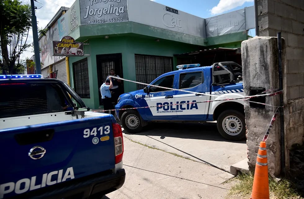 El dueño del comercio respondió con su propia arma de fuego tras un asalto en avenida Donato Álvarez al 7.700, en la ciudad de Córdoba.