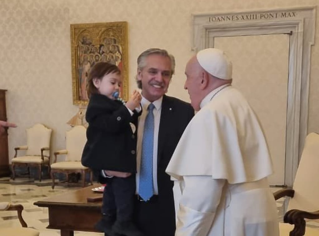 La foto del encuentro entre el Papa Francisco y Alberto Fernández de este lunes 15 de enero.