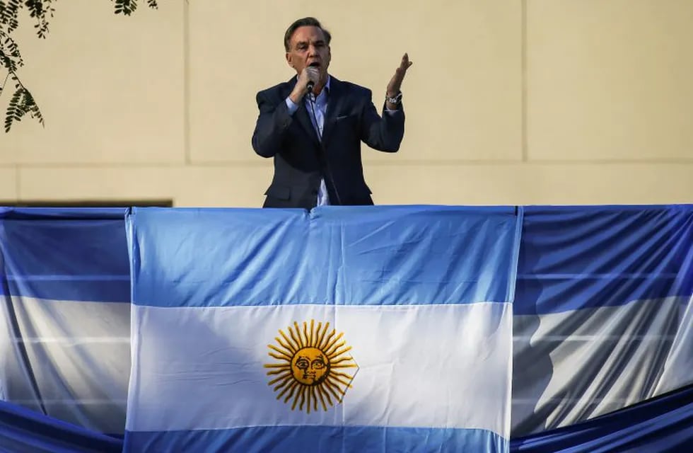 Miguel Angel Pichetto, running mate of Argentina's President Mauricio Macri, speaks at a campaign rally in Buenos Aires, Argentina, September 28, 2019. REUTERS/Agustin Marcarian