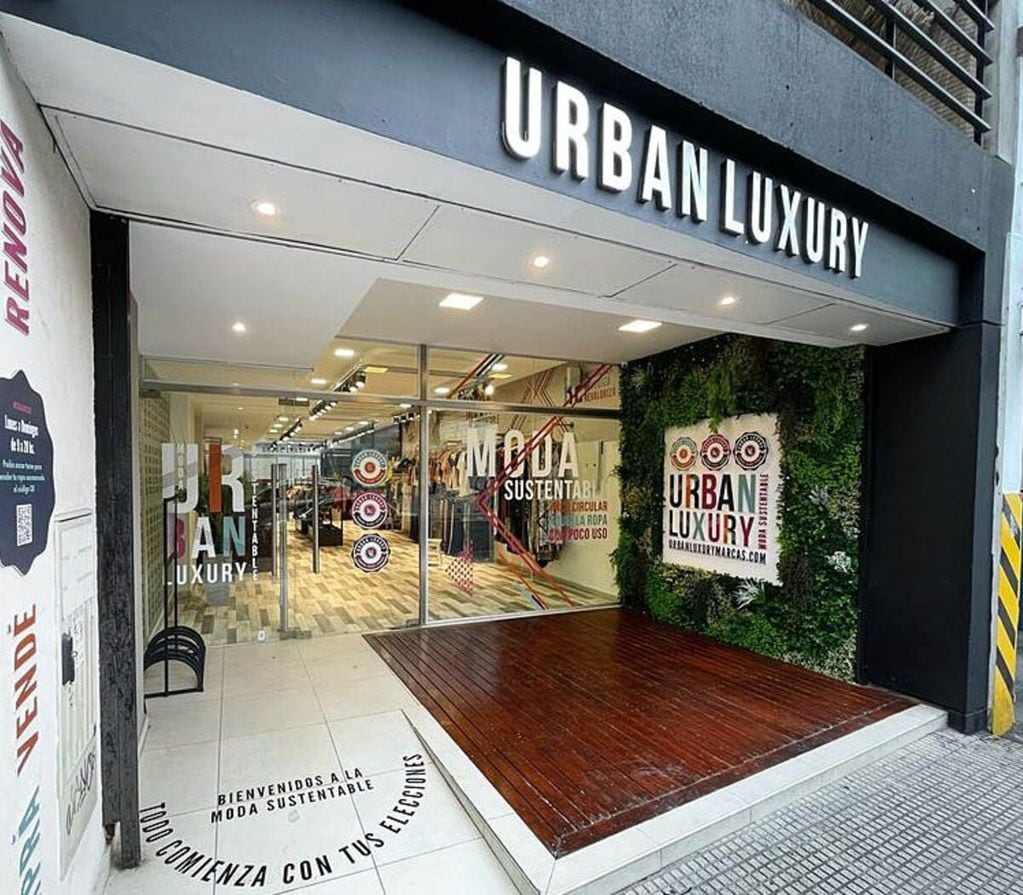 Urban Luxury, uno de los más populares locales de moda circular.
