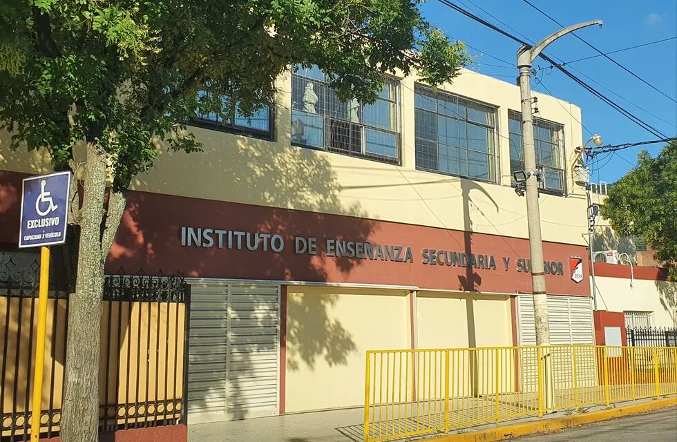 Instituto de Enseñanza Secundaria y Superior (IESS), Villa Carlos Paz.