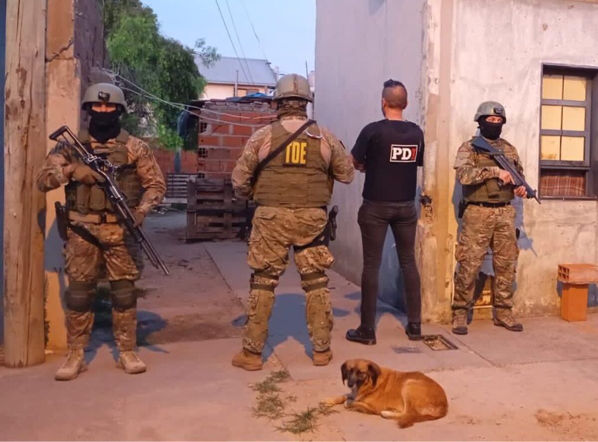 Microtráfico en Rosario: doce allanamientos y ocho detenidos thumbnail