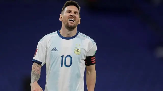Messi, la imagen de la selección argentina. Ambos esperan reunirse pronto. (AP / Archivo)