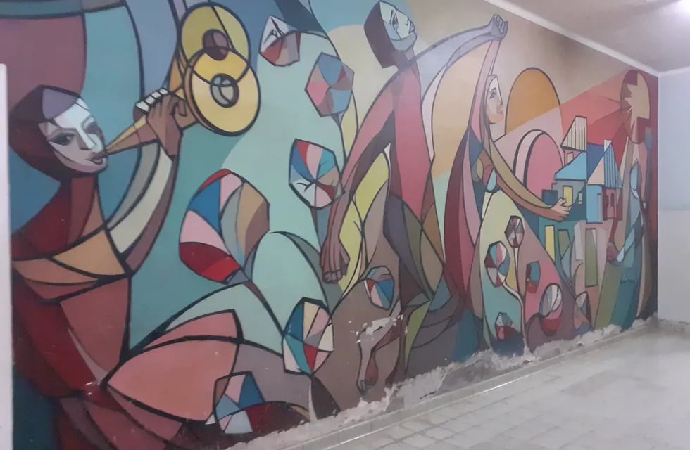 El histórico mural situado en uno de los pabellones del Hospital El Sauce es obra de Teresa Nazar, una reconocida muralista mendocina de la década del 60 y cuyo trabajo es muy reconocido en San pablo (Brasil). Ella es una de las artistas redescubiertas. Foto: Gentileza.