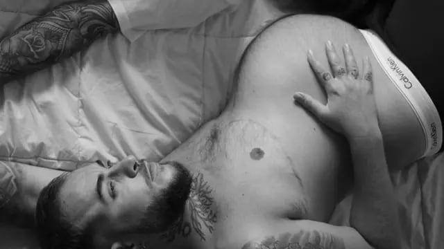 Calvin Klein lanzó una campaña con un modelo brasileño embarazado de protagonista