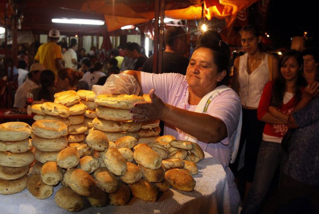 La tradicional chipa paraguaya. (Reuter)