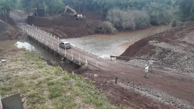 Desvío en Ruta Provincial N° 2 debido al aumento del caudal del arroyo Pindaytí