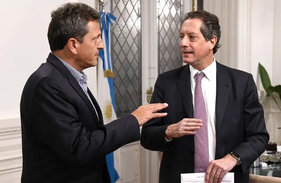 Sergio Massa, ministro de Economía, y Miguel Pesce, presidente del Banco Central. Foto: Los Andes.