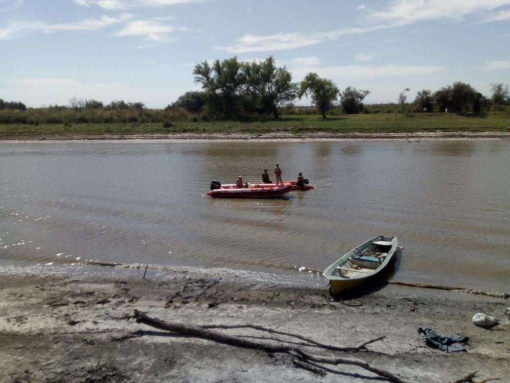 Buscan a un joven en aguas del río Gualeguay