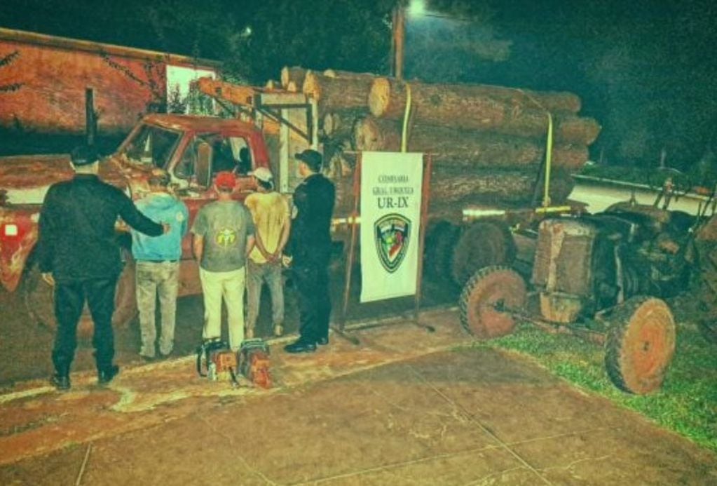 Recuperan madera proveniente de apeo ilegal en Santa María y General Urquiza.