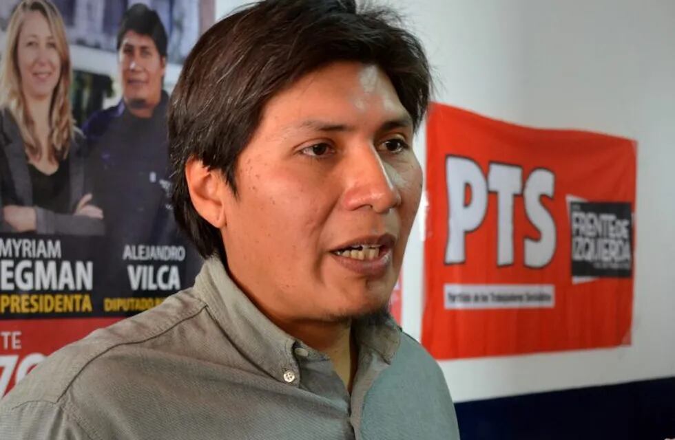 En su cierre de campaña, Alejandro Vilca llamó a “dar un mensaje a los poderosos votando al Frente de Izquierda”.