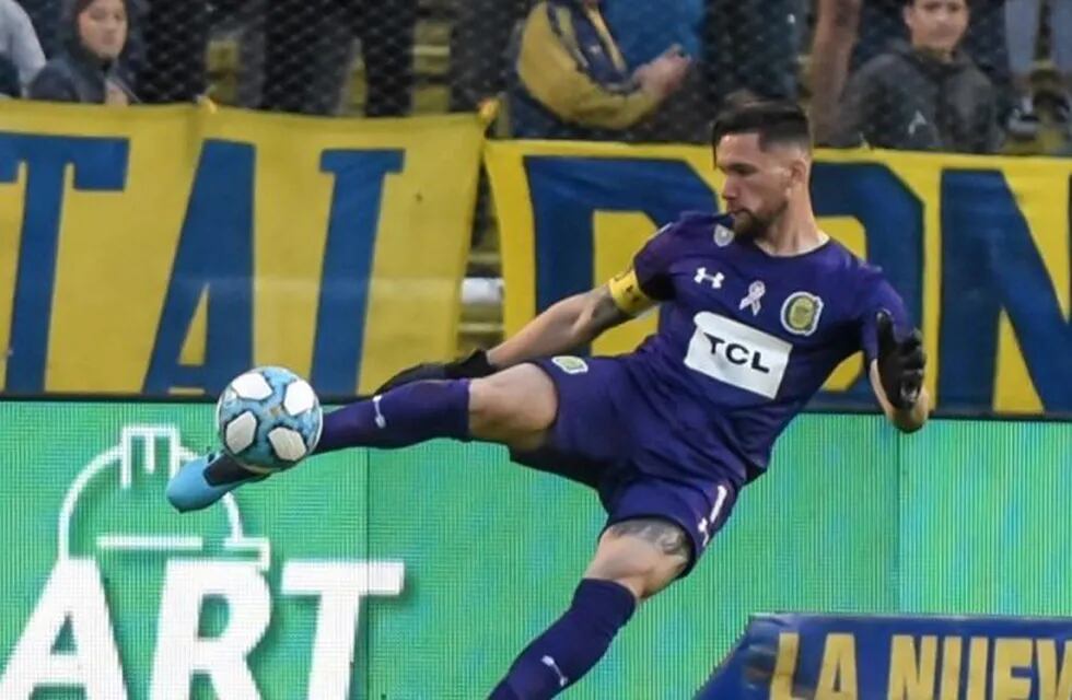 El pergaminense se mantuvo como capitán a pesar del regreso de Marco Ruben. (@conanledesma)