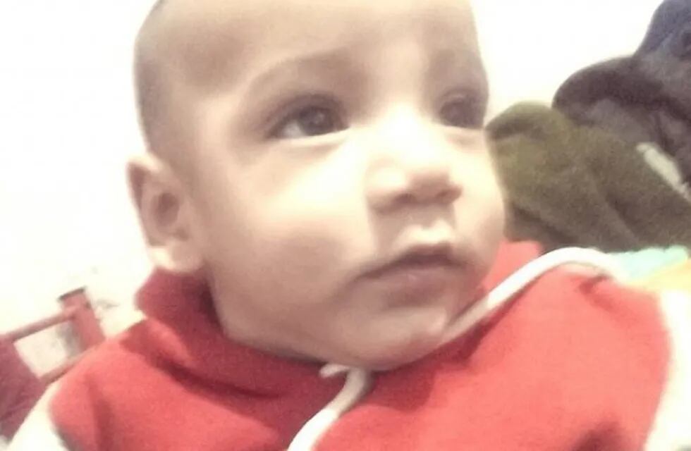 Leon, el pequeño de Villa María que está afectado por Gripe A y en estado reservado. (Puntal Villa María)