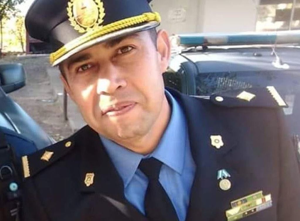 Sub Comisario Luis Pérez.